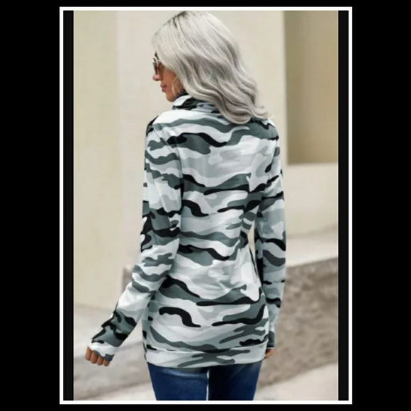 🤍White Camo Cowl Neck Sweatshirt🤍 - Picture 2 of 8